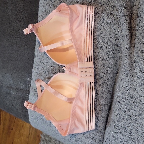 Sofra Bra - Picture 7 of 10